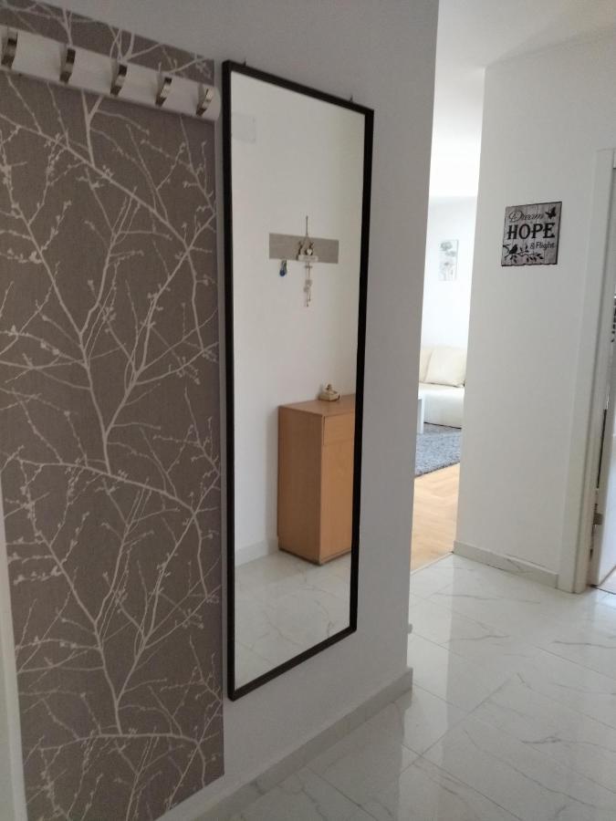 Apartman Gana Altina Lux Белград Екстер'єр фото