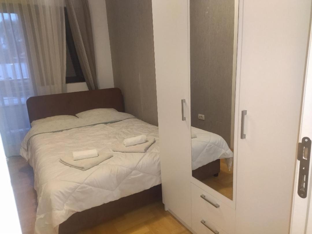 Apartman Gana Altina Lux Белград Екстер'єр фото